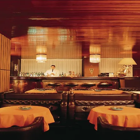 グランド エリート 4*